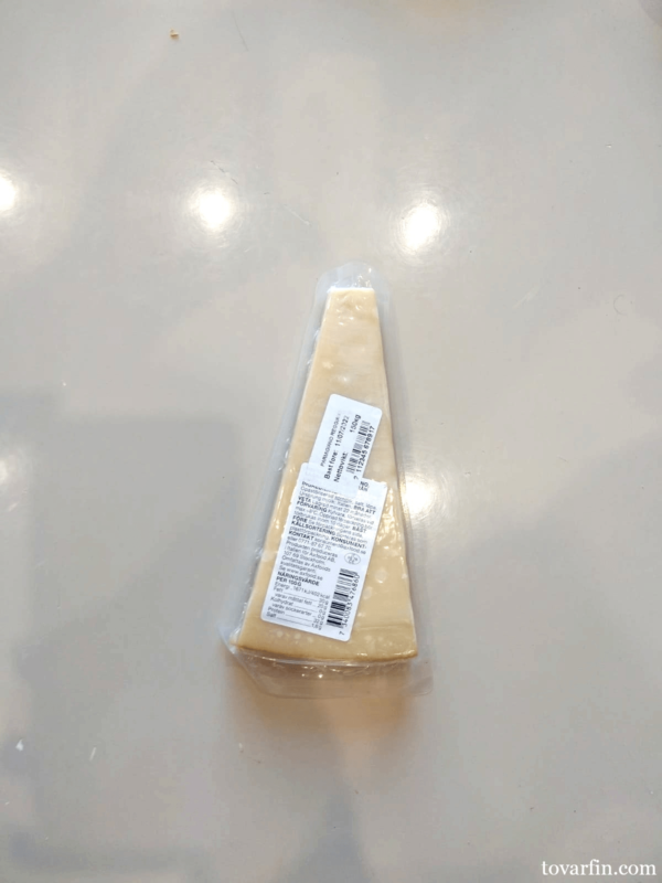 Сыр Пармезан Parmigiano Reggiano 22 месяца 200г