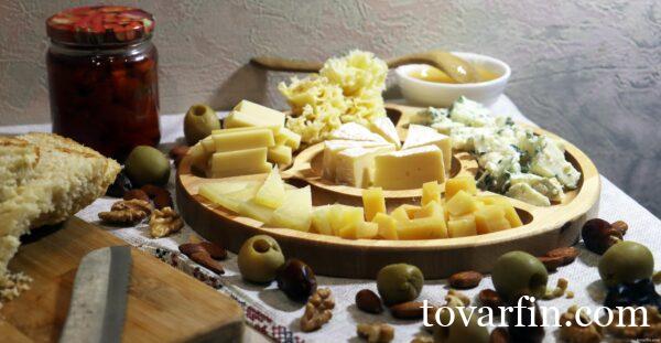 Сырная тарелка к белому вину